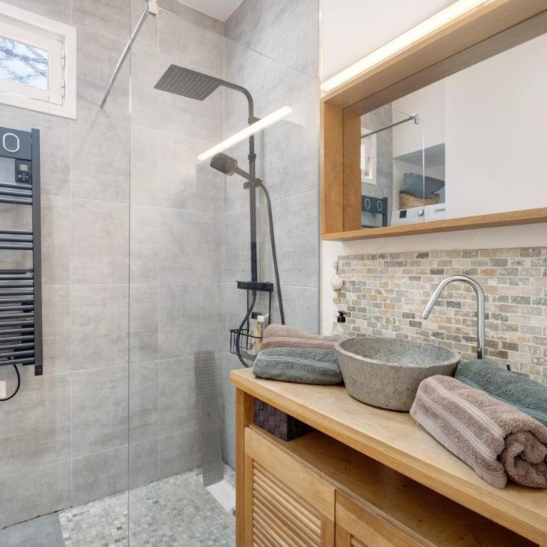 Duplex Climatisé Avec Parking - Appartement 1 Chambre Supérieur avec Balcon - 20