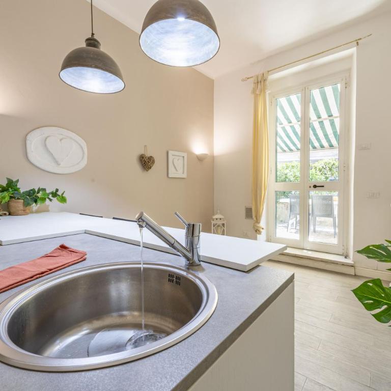 Santa Margherita Garden House - Private Parking - GrandMaison - Appartamento Deluxe con 1 Camera da Letto e Vista Giardino - 21