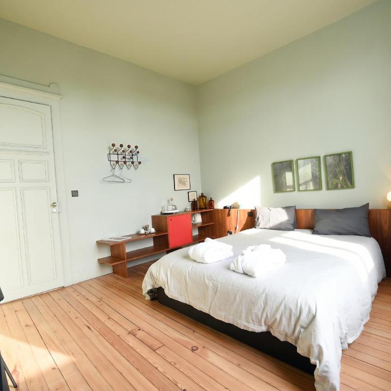 Luxueux Manoir Bois de Boulogne 5mn du centre ville - Villa - 24