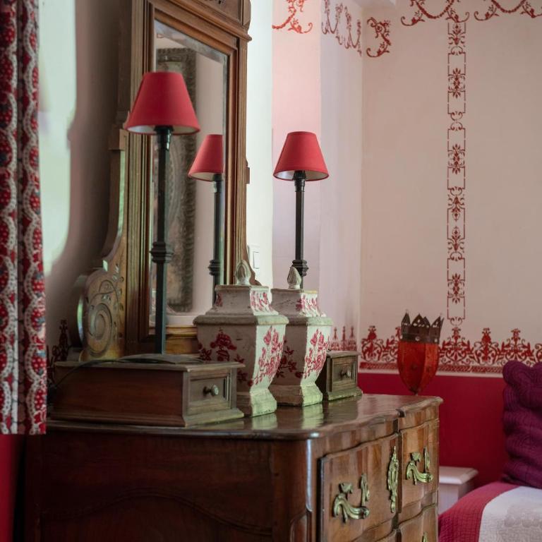 Mas de la Chapelle - Offre Spéciale - Chambre Double Supérieure avec Petit-Déjeuner Inclus - 3