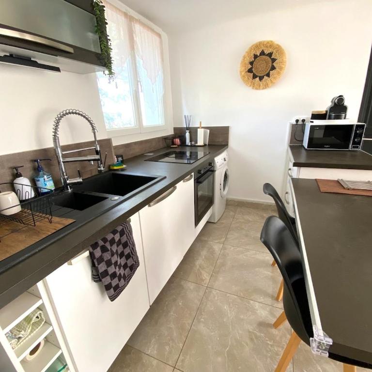 Le Trinité - Two-Bedroom Apartment - 6