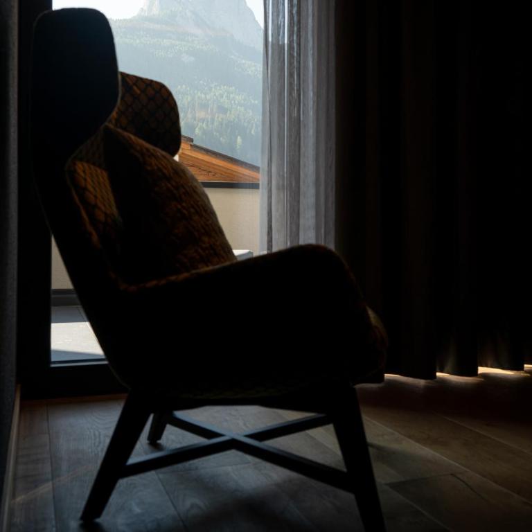 DOLOMITI EXCLUSIVE YOUR MOUNTAIN SUITE - Superior Apartment mit Sauna - 10