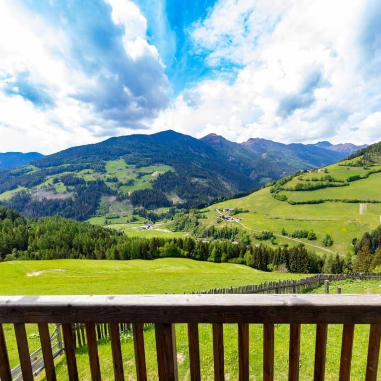 Garmesegghof - Two-Bedroom Deluxe Apartment with Garden View - 27