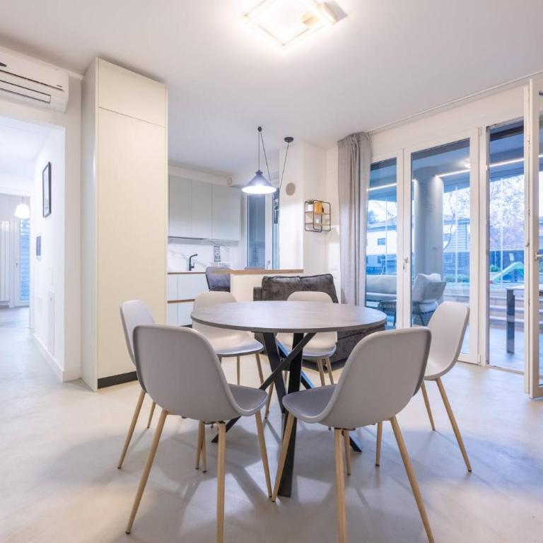 Urban Oasis, Bologna by Short Holidays - Two-Bedroom Apartment - 2
