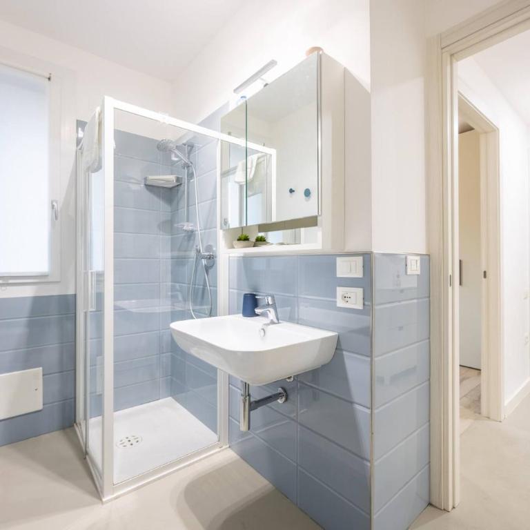 Urban Oasis, Bologna by Short Holidays - Two-Bedroom Apartment - 14