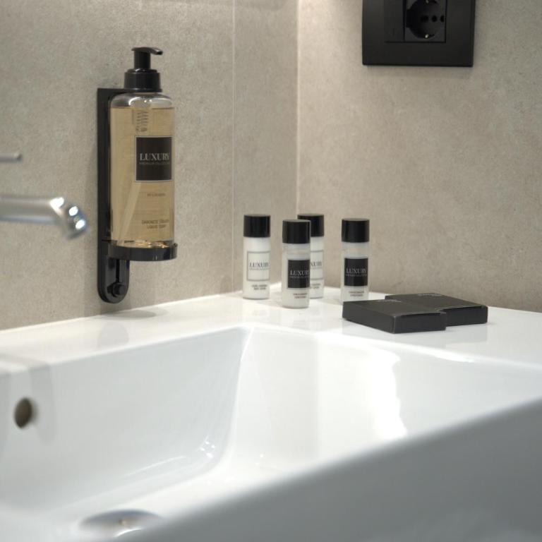 Venetia Charme Apartment-Rome Castro Pretorio - Appartamento con 2 Camere da Letto - 32