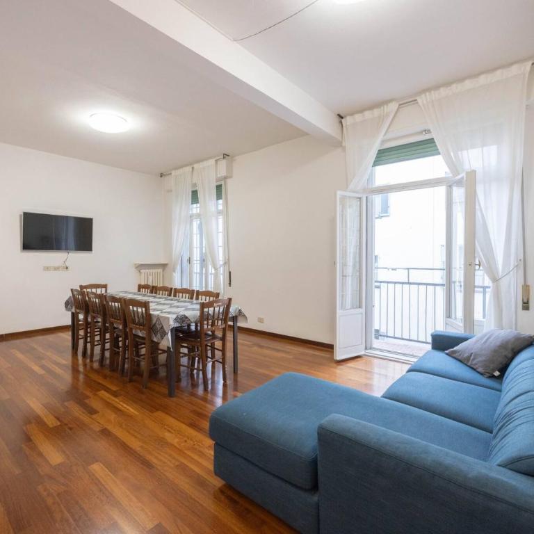 Belle Arti, Bologna by Short Holidays - Three-Bedroom Apartment - 1