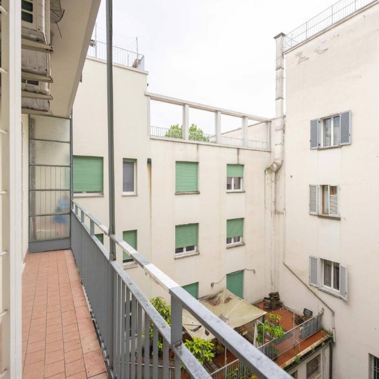 Belle Arti, Bologna by Short Holidays - Three-Bedroom Apartment - 5