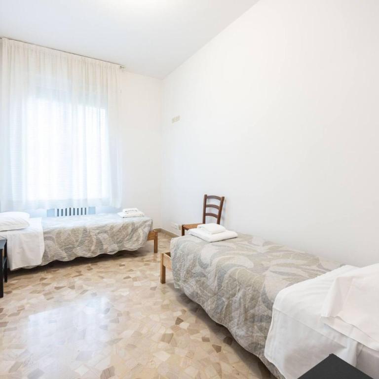 Belle Arti, Bologna by Short Holidays - Three-Bedroom Apartment - 15