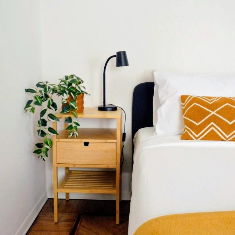 Casa Lo, Bright and Happy Apartment - Two-Bedroom Apartment - 11