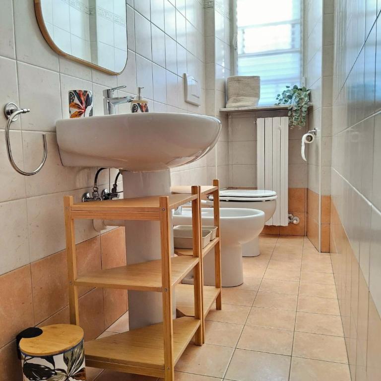 Casa Lo, Bright and Happy Apartment - Two-Bedroom Apartment - 15