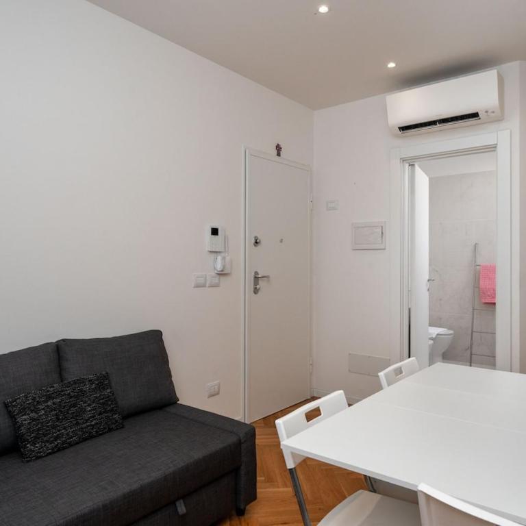 A 150m Due Torri, Loft Elegante in Centro Storico - Appartamento con 2 Camere da Letto - 1