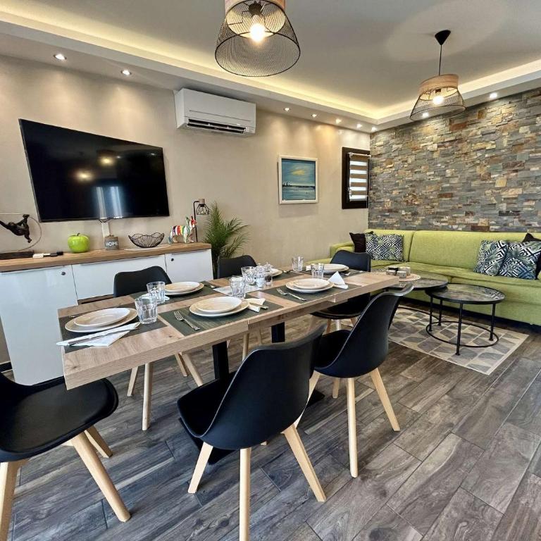 Appt 3 pièces - jusqu'à 6 personnes- Le Cap D'Agde CT210-136 - Two-Bedroom Apartment with Terrace - 7
