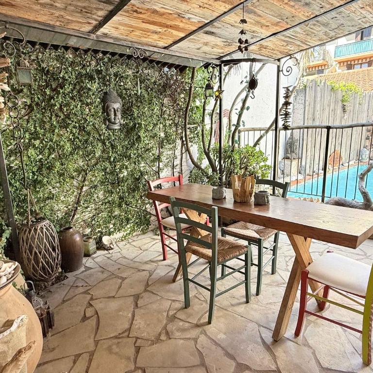 Charming Village House with Swimming pool Saint-Aygulf - Apartment - 6