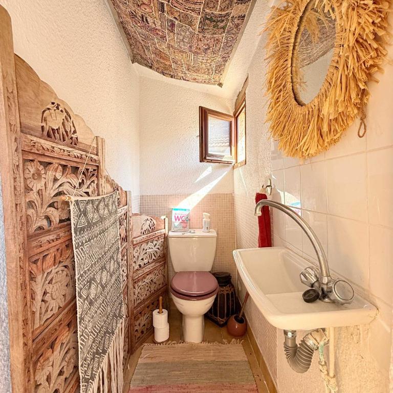 Charming Village House with Swimming pool Saint-Aygulf - Apartment - 33