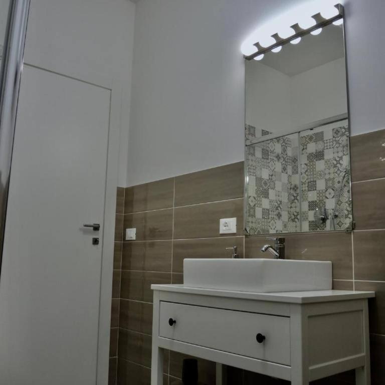Libo House, Bologna By Short Holidays - One-Bedroom Apartment - 6