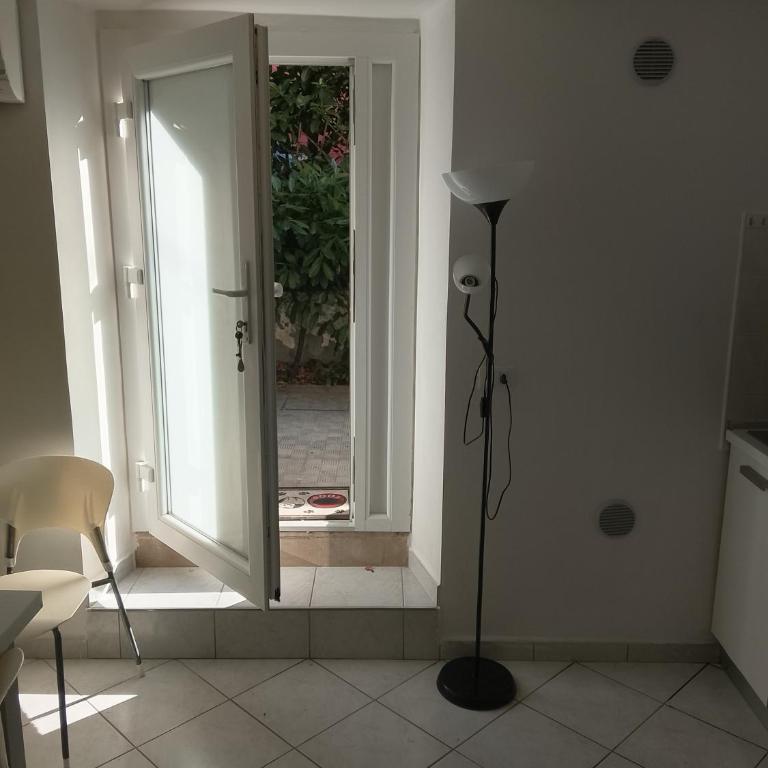 Bilocale a due passi del mare - Appartamento con 2 Camere da Letto - 12