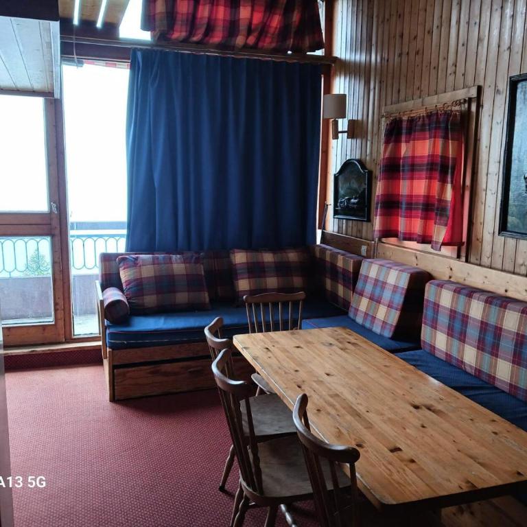 Résidence Arandelieres - duplex pour 6 personnes, au coeur de la station d'Arc 1800 avec une vue plongeante sur la vallée. MAE-9553 - Appartement - 2