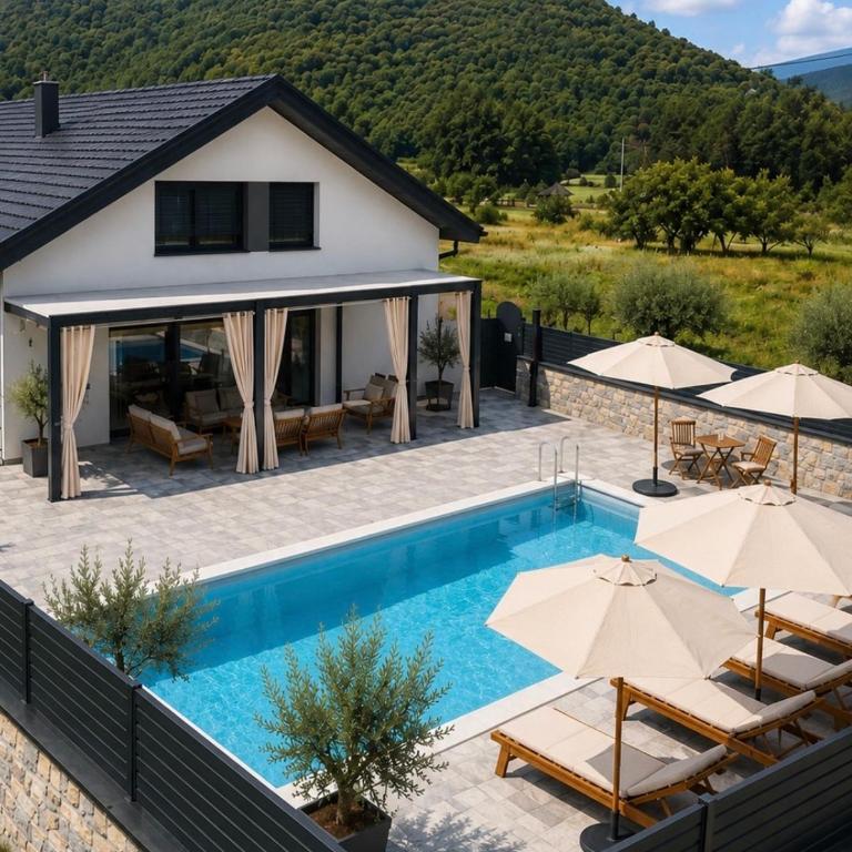 Villa Aurelia Wellness Bihać - Vila sa 3 Spavaće Sobe - 1