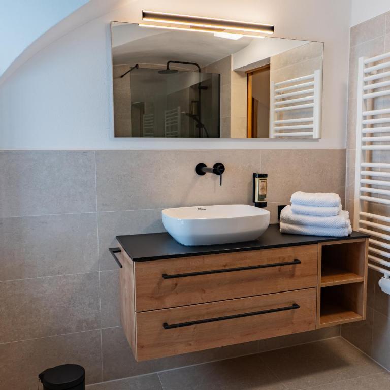 Neumeier Apartments Berchtesgaden - Apartment mit 1 Schlafzimmer und Balkon - 4