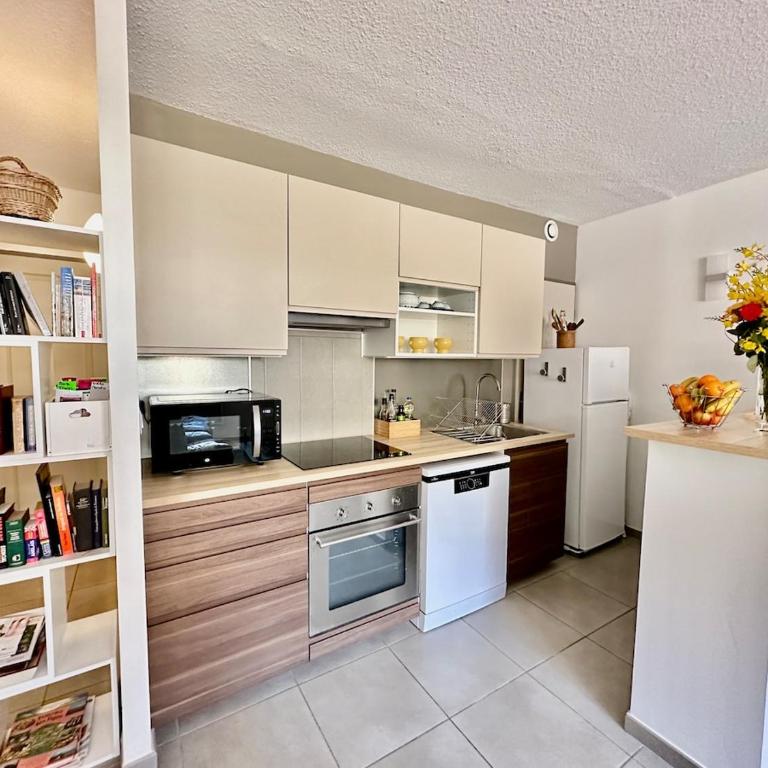 Les CELESTINS 2rooms Air-conditioned Garage Center Quiet WiFi - Apartment mit 1 Schlafzimmer - 21