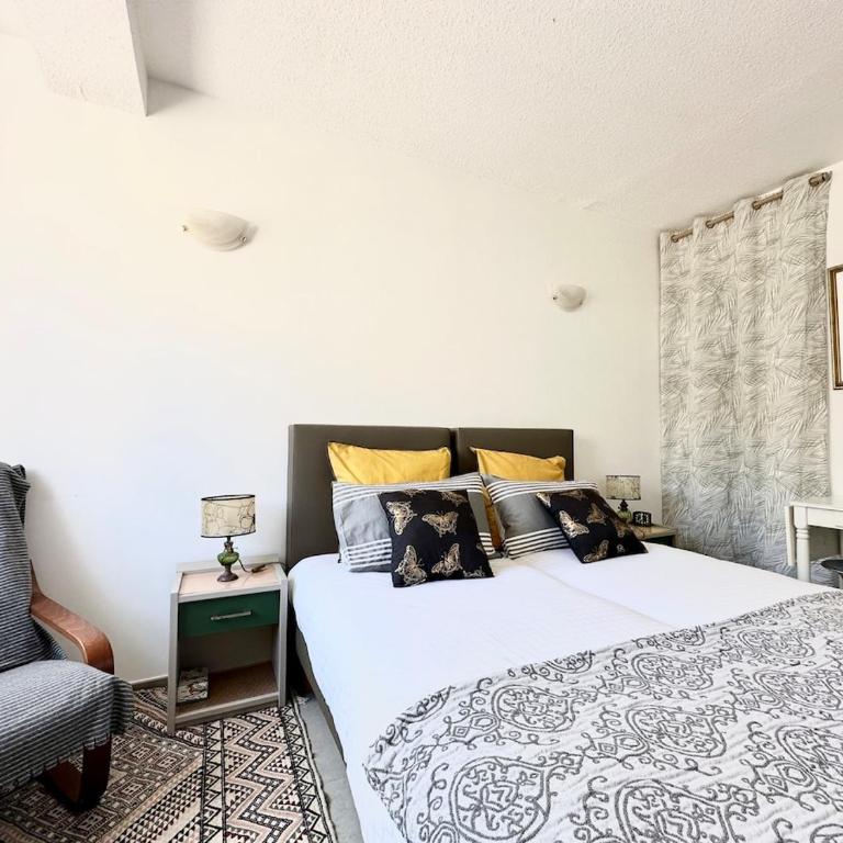 Les CELESTINS 2rooms Air-conditioned Garage Center Quiet WiFi - Apartment mit 1 Schlafzimmer - 26