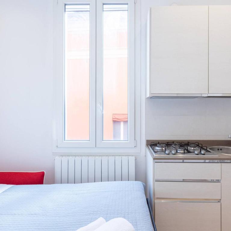 Garisenda, Bologna by Short Holidays - One-Bedroom Apartment - 7