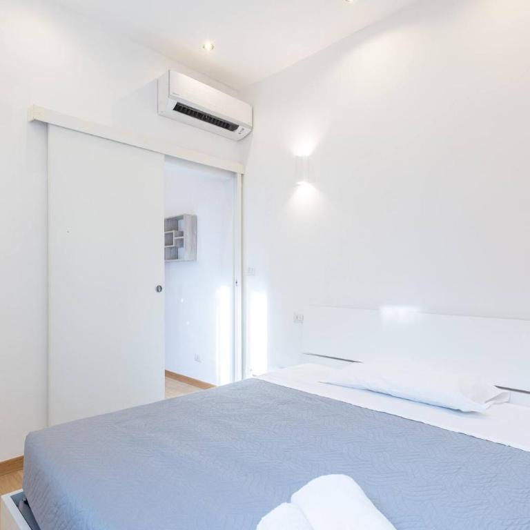 Garisenda, Bologna by Short Holidays - One-Bedroom Apartment - 9