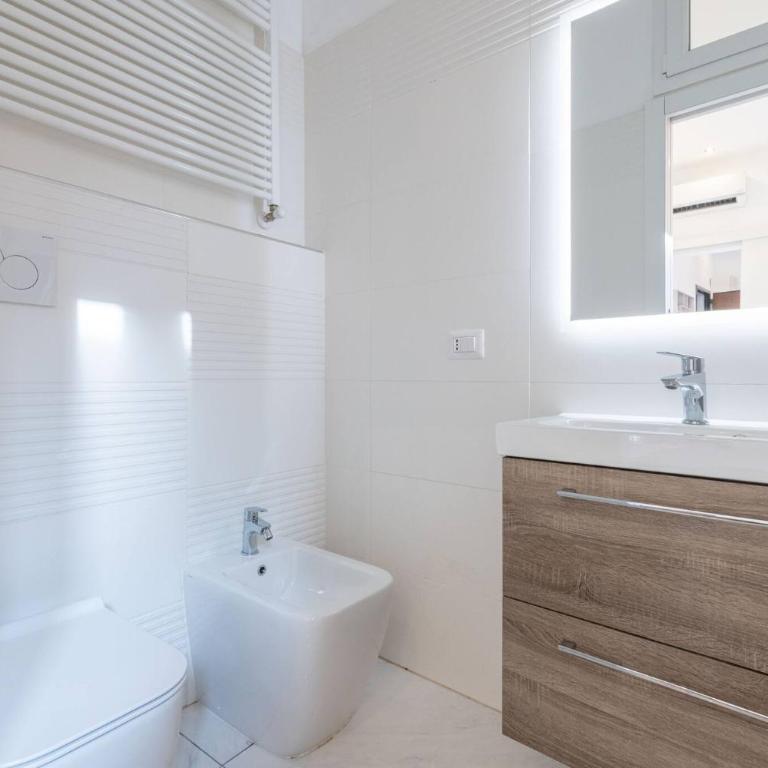 Garisenda, Bologna by Short Holidays - One-Bedroom Apartment - 21