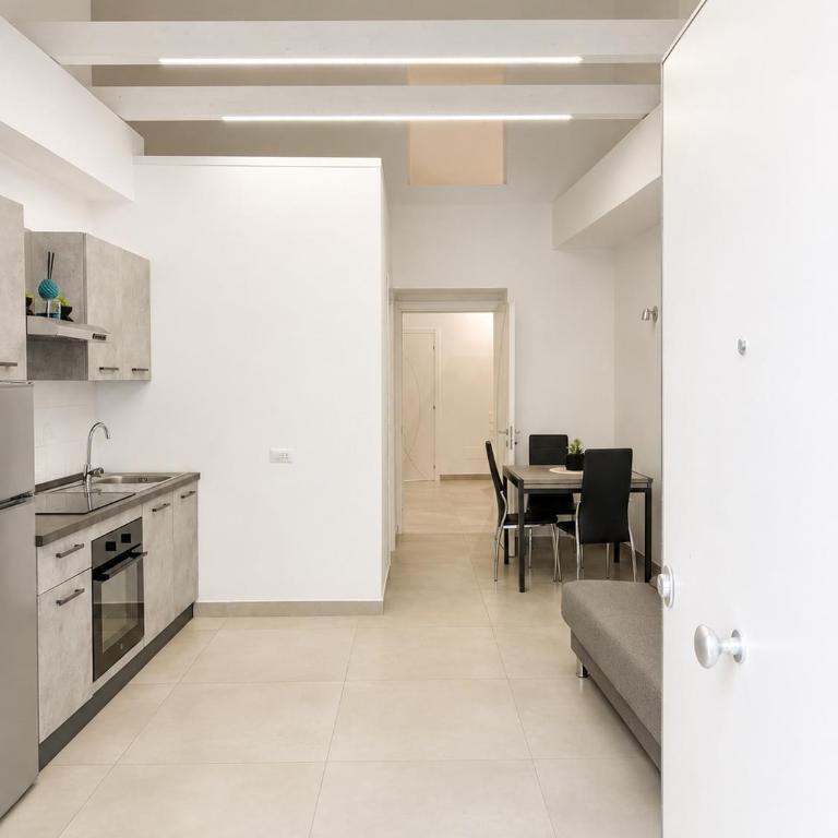 Longhome - One-Bedroom Superior Apartment - 1