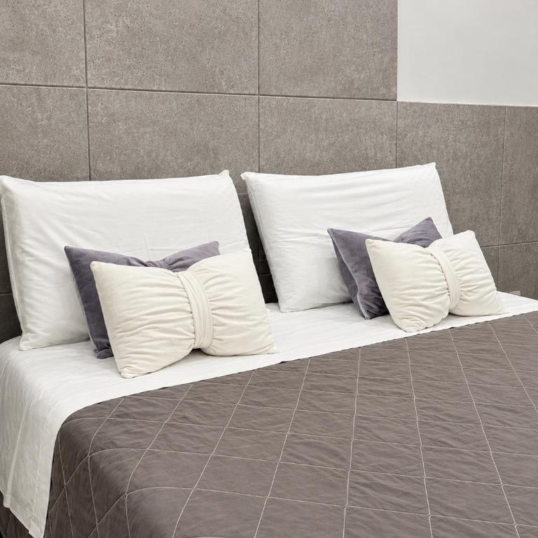 Longhome - One-Bedroom Superior Apartment - 4