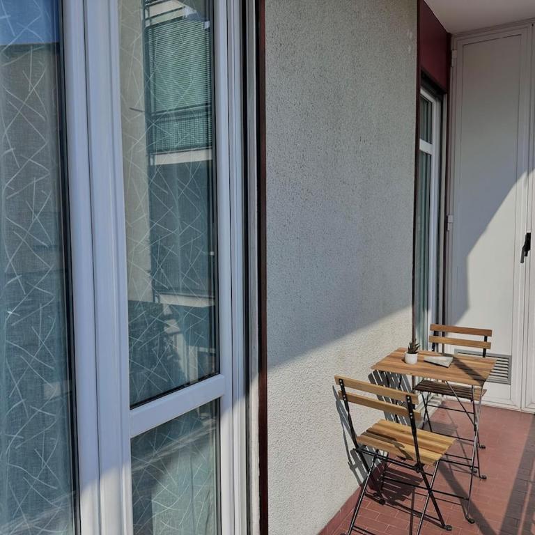 Spazioso appartamento a due passi dal centro - Appartamento con 2 Camere da Letto e Balcone - 15