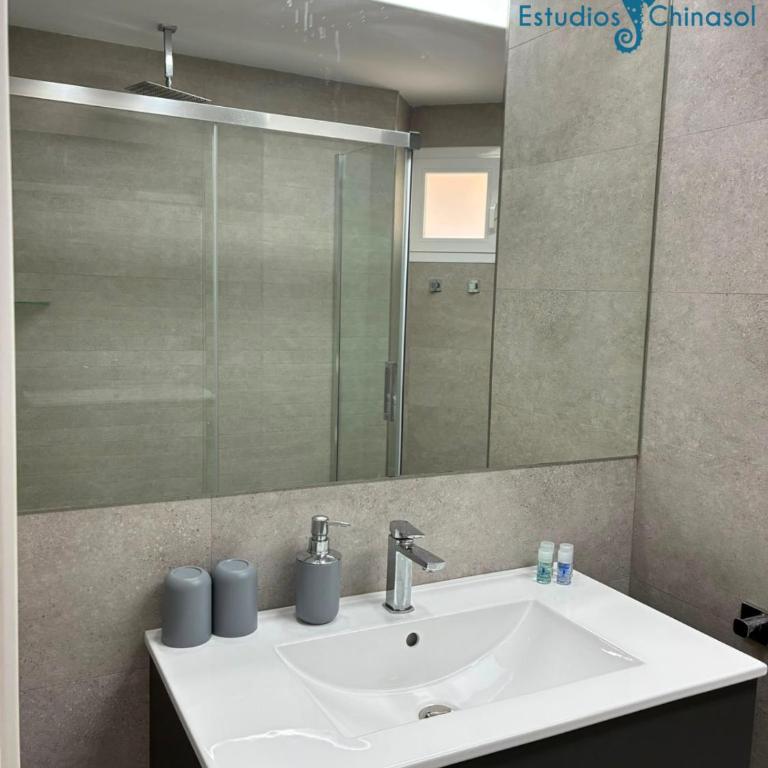 ESTUDIOS ChinaSOL - Superior Apartment - 11