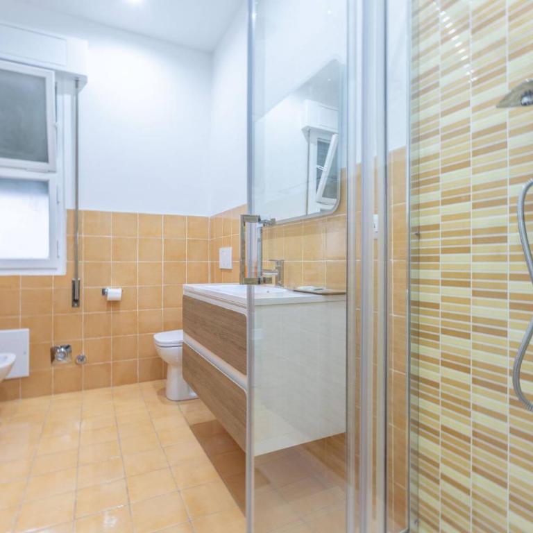 La Finestra sul Centro, Bologna By Short Holidays - Appartamento - 2