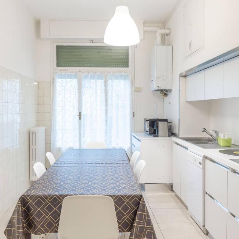 La Finestra sul Centro, Bologna By Short Holidays - Appartamento - 18