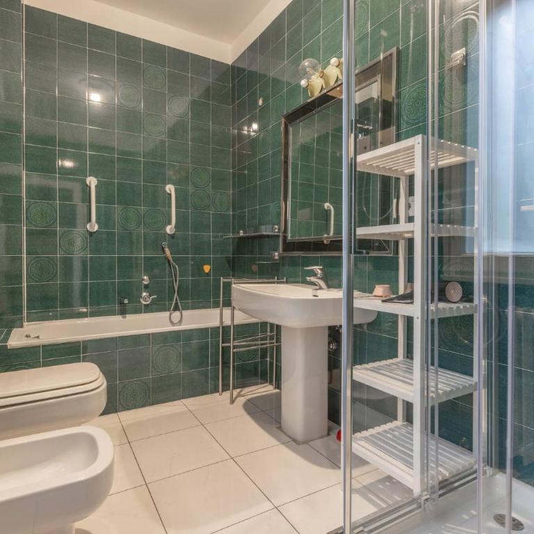La Finestra sul Centro, Bologna By Short Holidays - Appartamento - 29