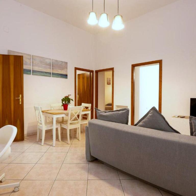 Palazzo Auramaris - Two-Bedroom Apartment - 12