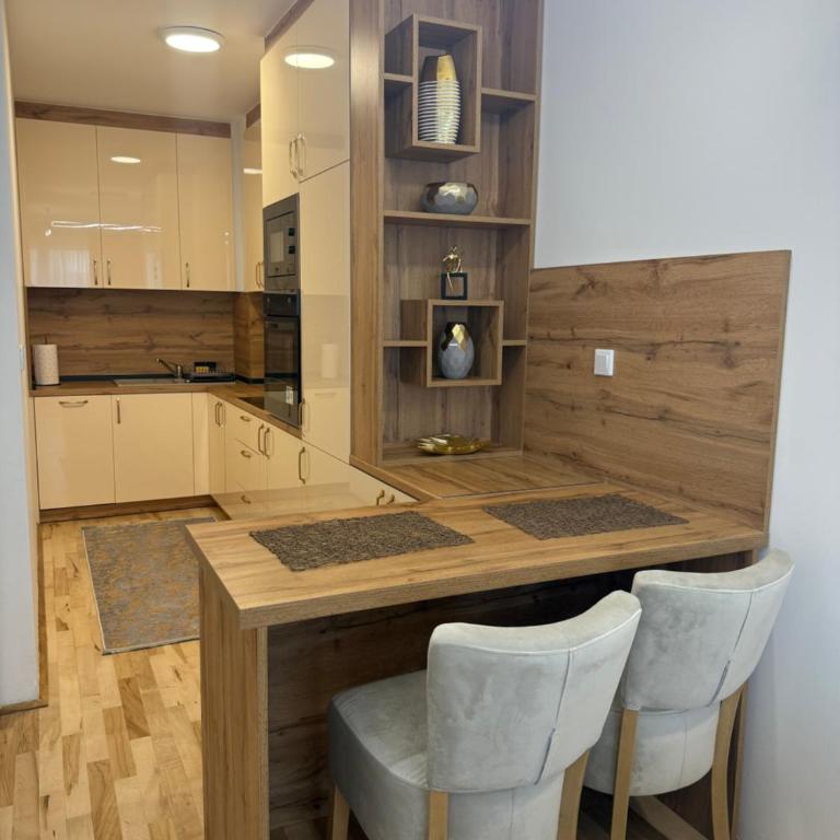 Daky Home 2 near AirPort,tram and City Center - Apartman sa 1 Spavaćom Sobom - 3