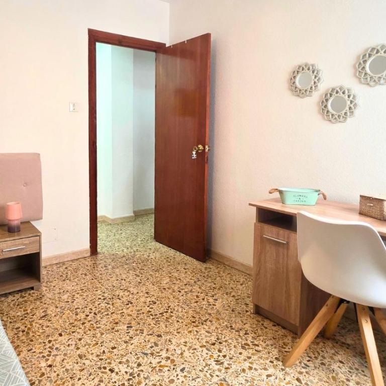 BS Profesor Escobar Manzano nº38, estancia min 5 noches, a 6 minutos andando de la playa - Apartamento - 12