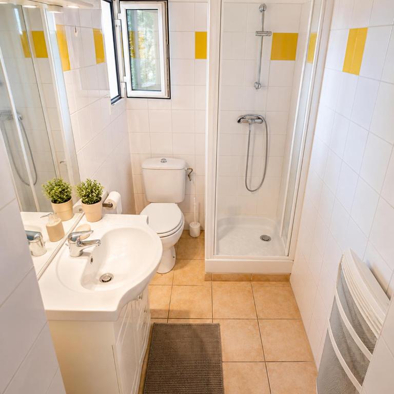 Studio Piscine Clim à 300m de la Plage des Sablettes - Appartement 1 Chambre - 13