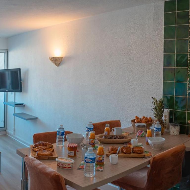 La Parenthèse Marine - Swimming pool - Parking- Pond view - Apartment mit 1 Schlafzimmer - 9