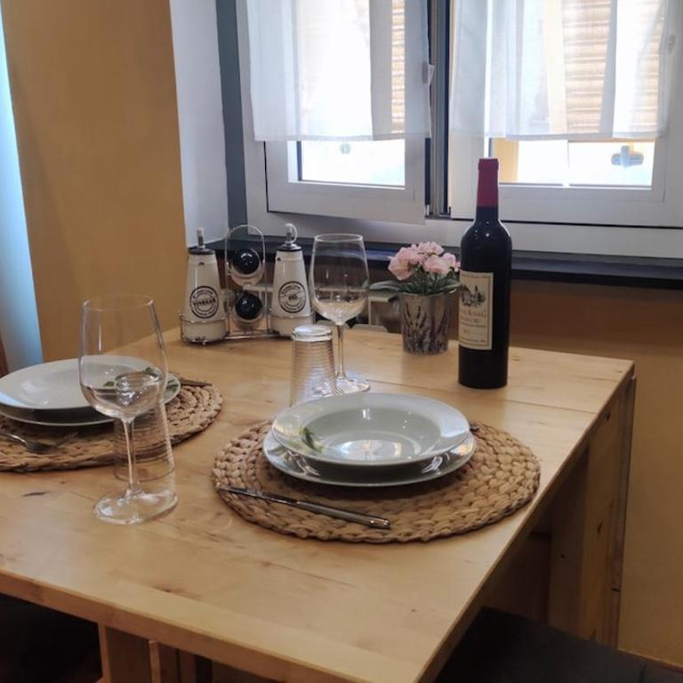 Casa Vitto Cozy Apt, Air Conditioning , Wi-Fi, near Train Station and Airport - Appartamento con 1 Camera da Letto e Balcone - 8
