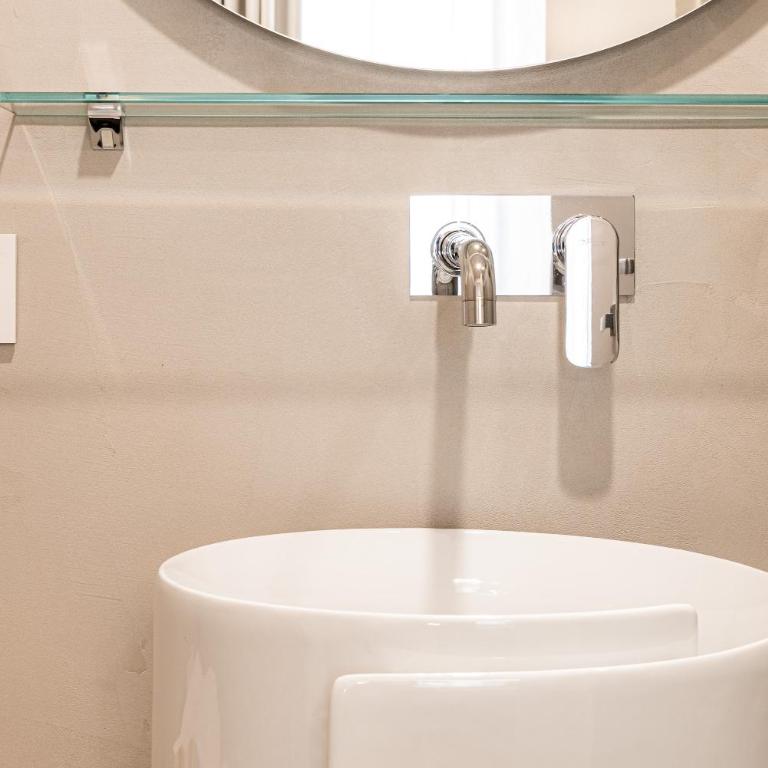 KT exclusive hotel - Camera Matrimoniale con Bagno Privato - 7