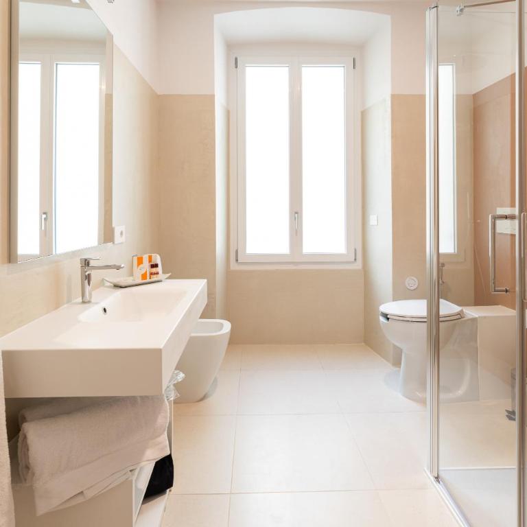 KT exclusive hotel - Camera Matrimoniale con Bagno Privato - 14