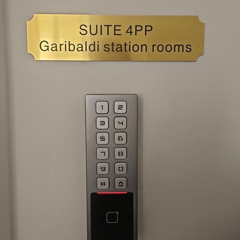 GSR Garibaldi Station Rooms - Camera Quadrupla con Bagno Privato - 2