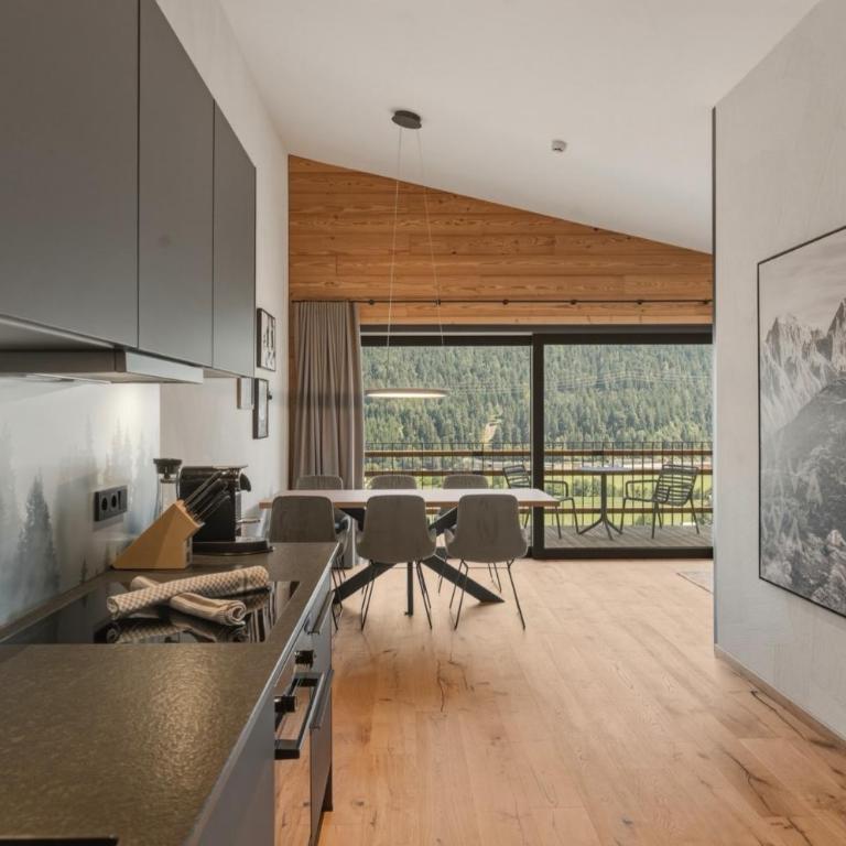 Suites Stubai Wellness & Fitness inklusive Stubai Supercard - Premium Family Suite Serles Panorama Terrasse - 7
