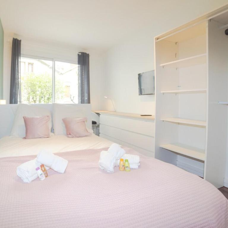 Appart 8 pers 2 douches privatives Hypercentre - Appartement - 14