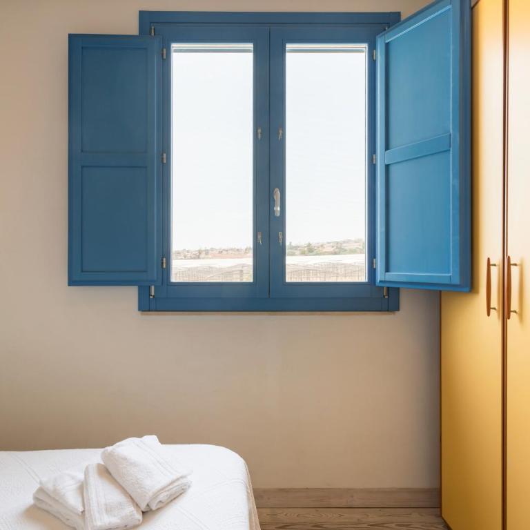 Villa PortoVenere - Three-Bedroom Villa - 14