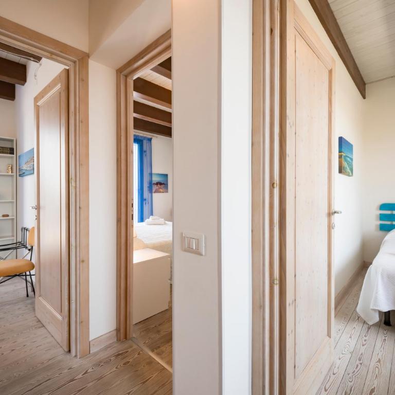 Villa PortoVenere - Three-Bedroom Villa - 22