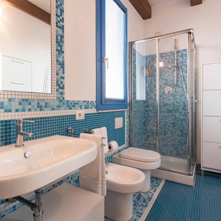 Villa PortoVenere - Three-Bedroom Villa - 42